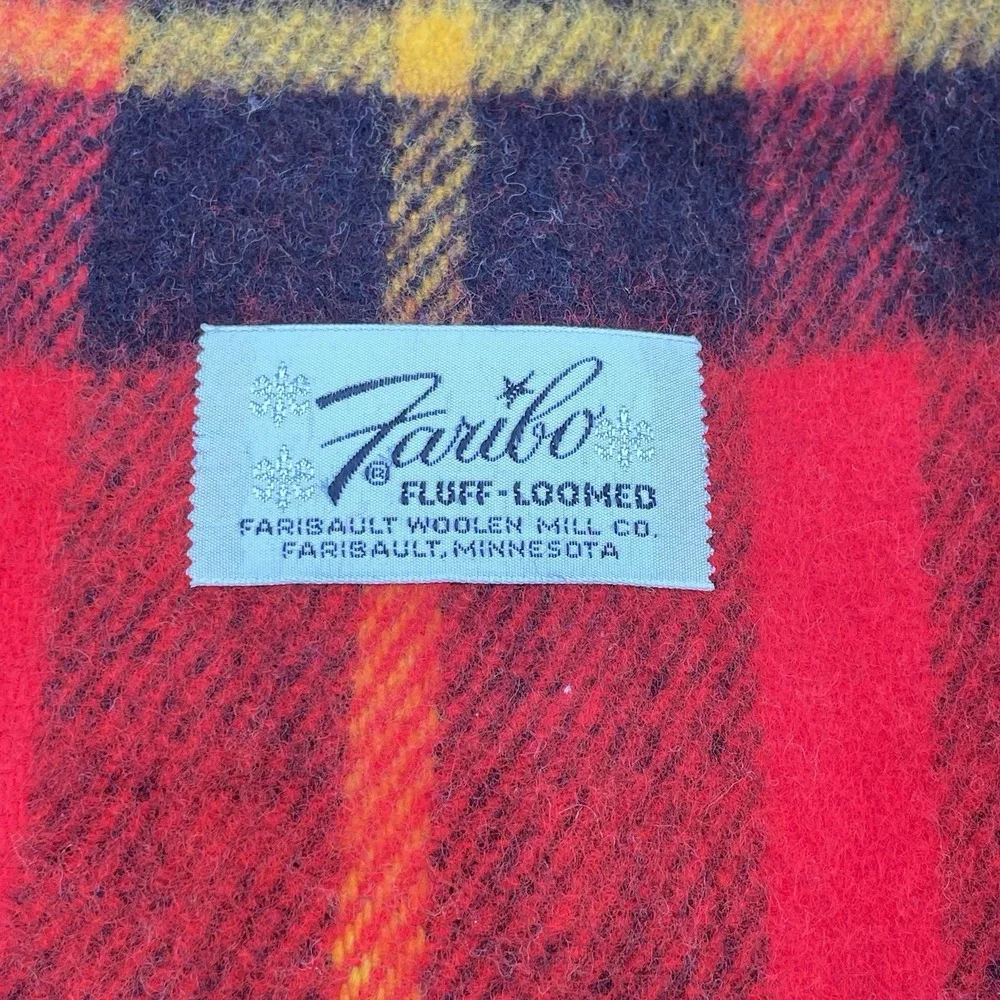 Vintage 1960s-1970s Faribo Glengary Plaid Acrylic Blanket 50x60 Fringe USA
